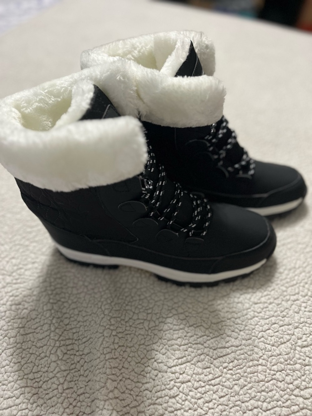 NWOT Women's Black Faux-Fur Winter Ankle Boots size 9.5 - 10